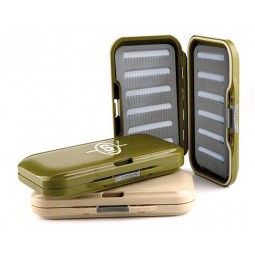 Waterproof fly box